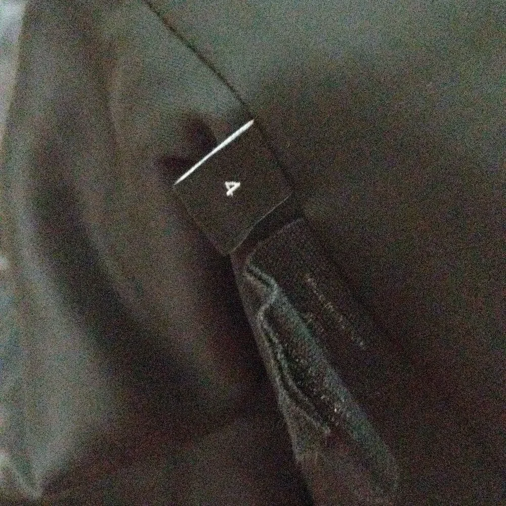 Theory denim like stretch lightly distressed one-button lined blazer size 4